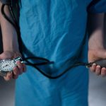 Esfigmomanômetro, um aparelho medidor de pressão